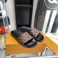 Louis Vuitton Slippers